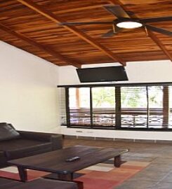 Casa Aura’s: Beachfront Premium Hostel / B&B