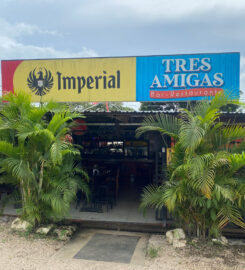 Tres Amigas Bar & Restaurant